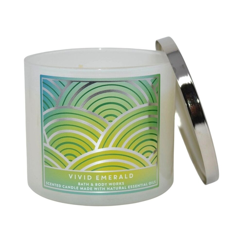 Bath and Body Works Vivid Emerald Scented 3-Wick Candle (14.5 oz / 411 g)